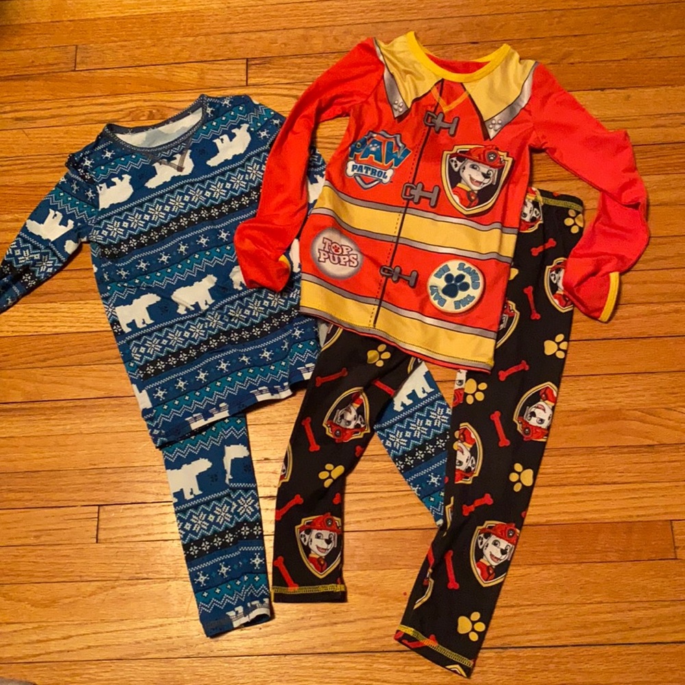 Paw Patrol and polar bear 2T/3T Cuddl Duds, 2 prs